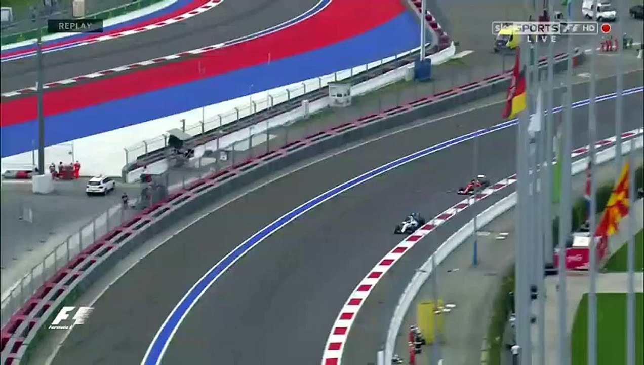 Formula 1 - Raikkonen crashes into Bottas