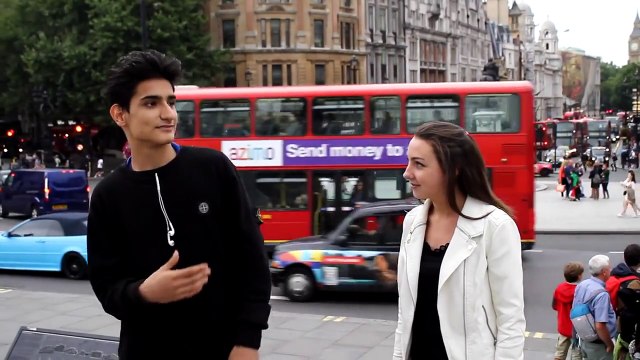 15 Year Old Kissing Young Hot Girls (GONE SEXUAL) - Kissing Prank - School Kids Edition 15 Yaşında Öpüşme Genç Ateşli Kızlar (CİNSEL GİTMİŞ) - Kissing Prank - Okul Çocukları Edition