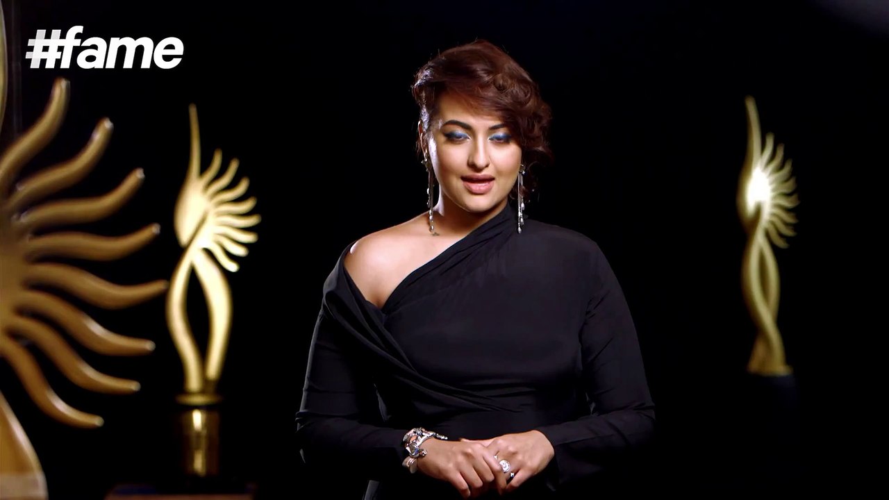 Show Stealer Sonakshi Sinha | Live on #Fame