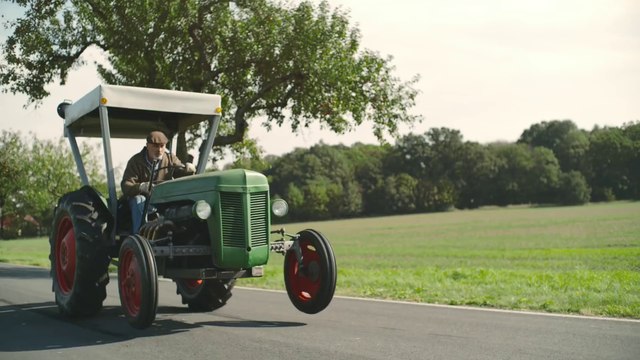 Le tracteur le plus puissant du monde?! Moteur gonflé!