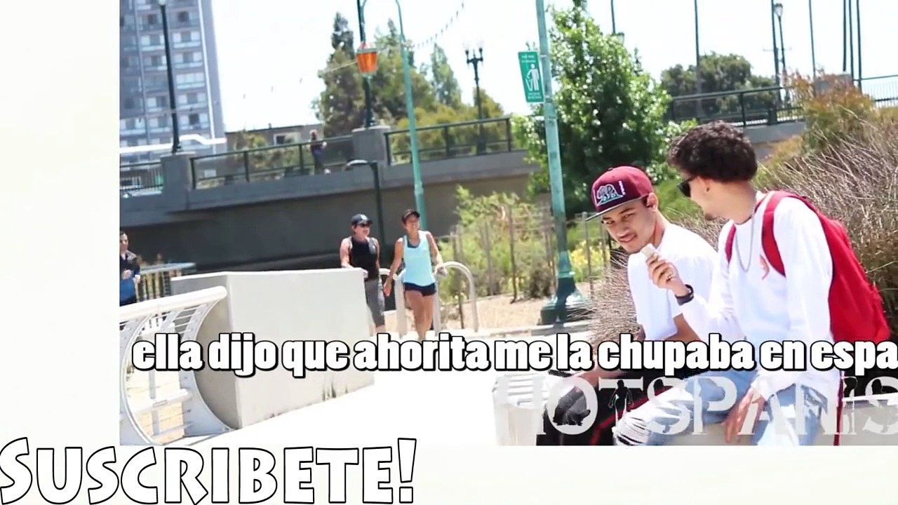 BESOS FACILES ♥ KISSING PRANK SIRI MUY SEXUAL Y SEXI