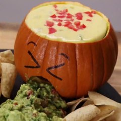 Guacamole special Halloween et cerveau au fromage! Recette Tasty!!!