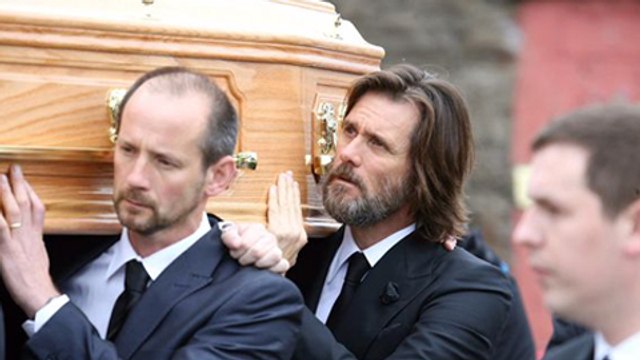 (VIDEO) Jim Carrey Carries Coffin At Former Girlfriend Cathriona White's Funeral