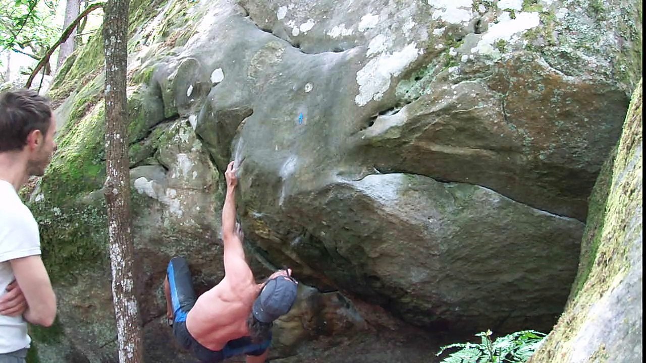 Bleau - le Bombé assis