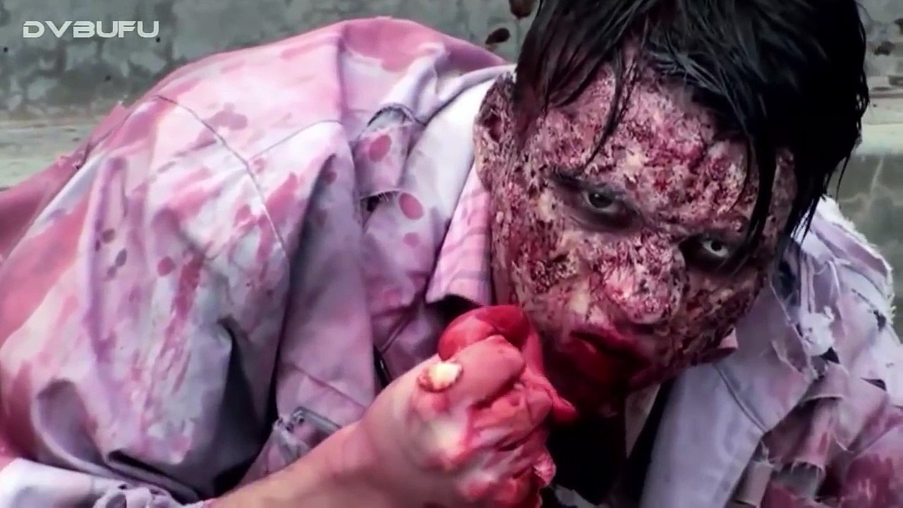 BROMAS DE ZOMBIES EN PLENA CALLE (2015) | Bromas de Terror Pesadas en la Calle