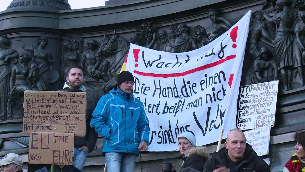 Tausende bei fremdenfeindlicher Pegida-Kundgebung in Dresden
