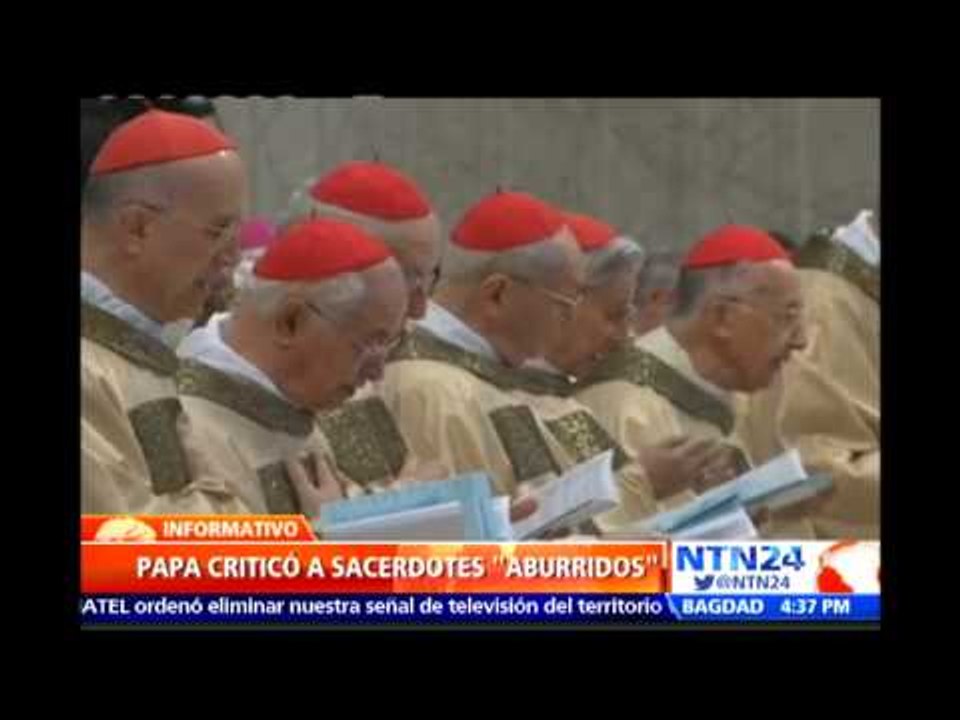 Papa Francisco vuelve a criticar a los curas "aburridos" y con "cara de vinagre"