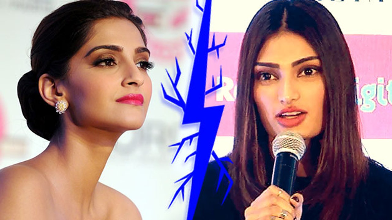 Sonam Kapoor TAUNTED By Athiya Shetty
