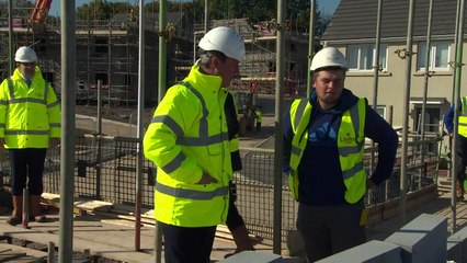 PM visits housing site ahead of bill