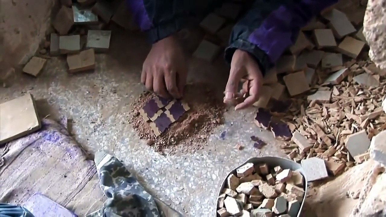 Réalisation d'une mosaïque à la main