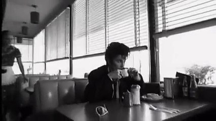 Cher - Walking In Memphis