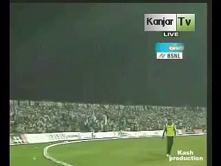 Shahid Afridi's Game Winning Hit V