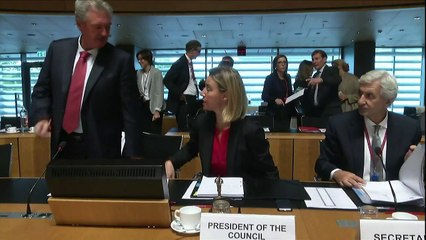 Mogherini critica intervenção russa na Síria