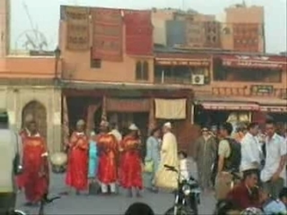 Maroc: Marrakech- Place Djemaa el-Fna