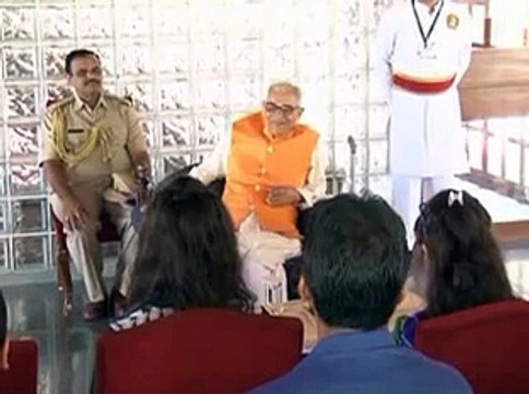 Gandhinagar Students of Central University Visited Governor Kohli