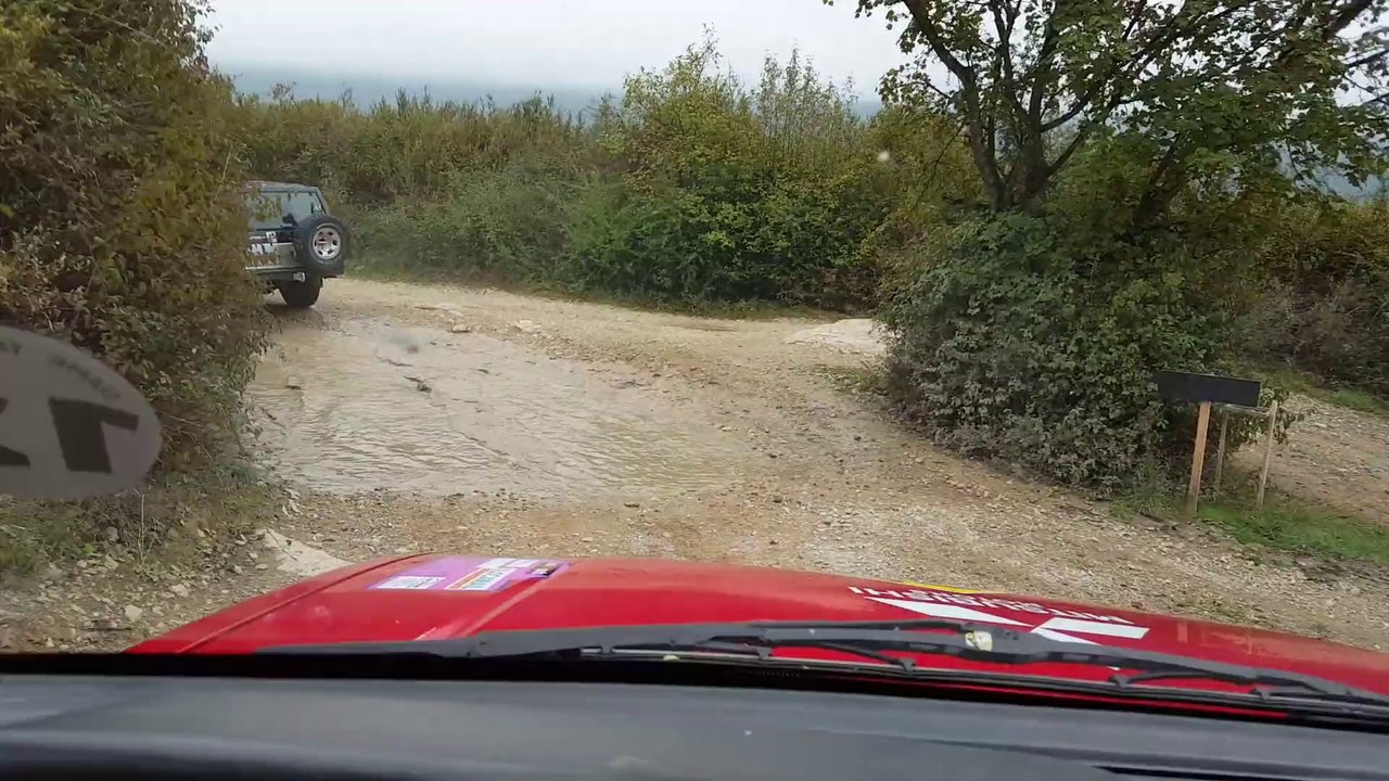 Monique Chaverot Mitsubishi Pajero Tour de chauffe Trial 4x4 Montalieu 2015 20151010_145142[1]