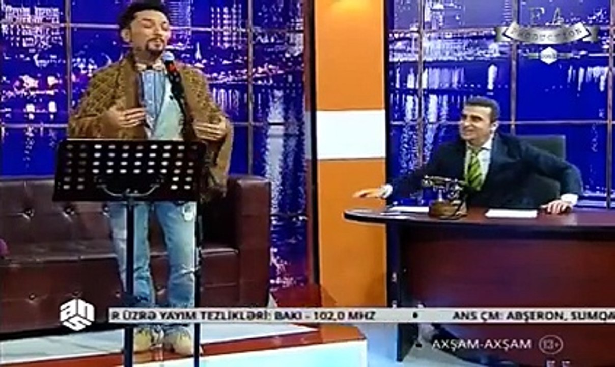 Камран Ургант и Фаик Зыкин предлагают насладиться исполнением русской народной песни Ой шахта шахта, дондурма мяни