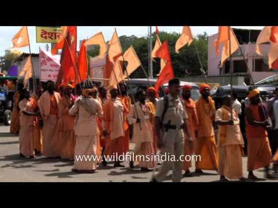 Sadhus march towards Kumbh venue : Trimbakeshwar, Nashik