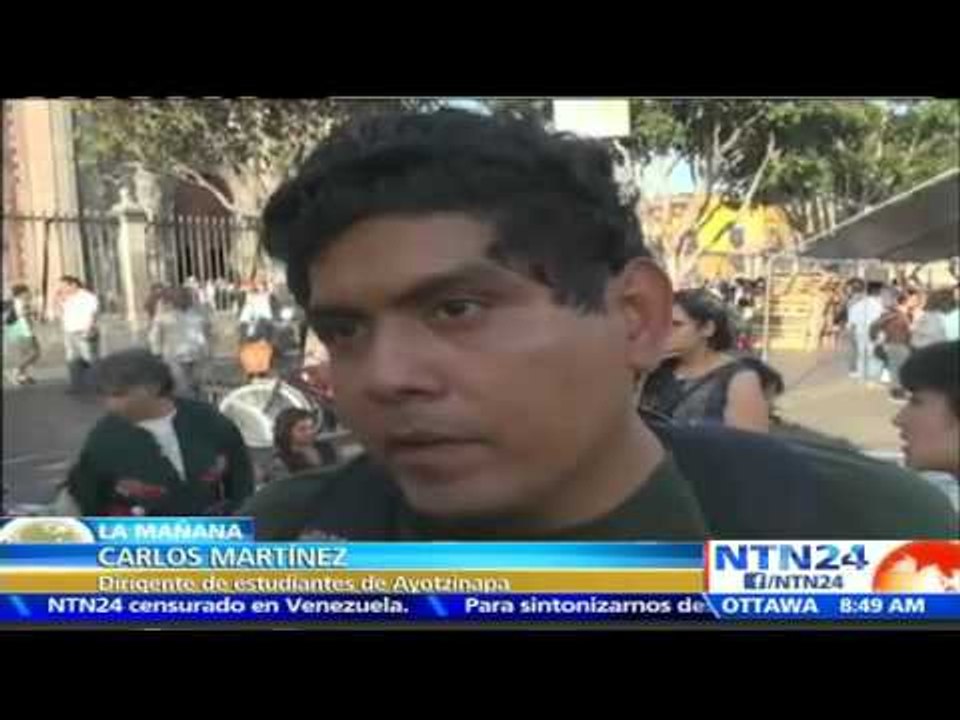 Padres de los 43 normalistas de Ayotzinapa inician huelga hambre tras cumplirse un año