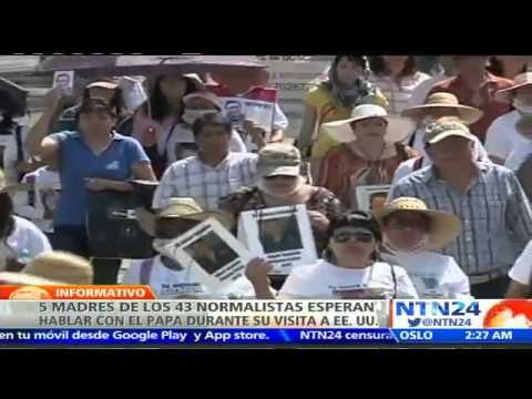 Madres de estudiantes de Ayotzinapa viajan a EE. UU. con esperanza de hablar con el Papa