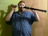 Toca 3 flautas a la vez FaceLOCO.com