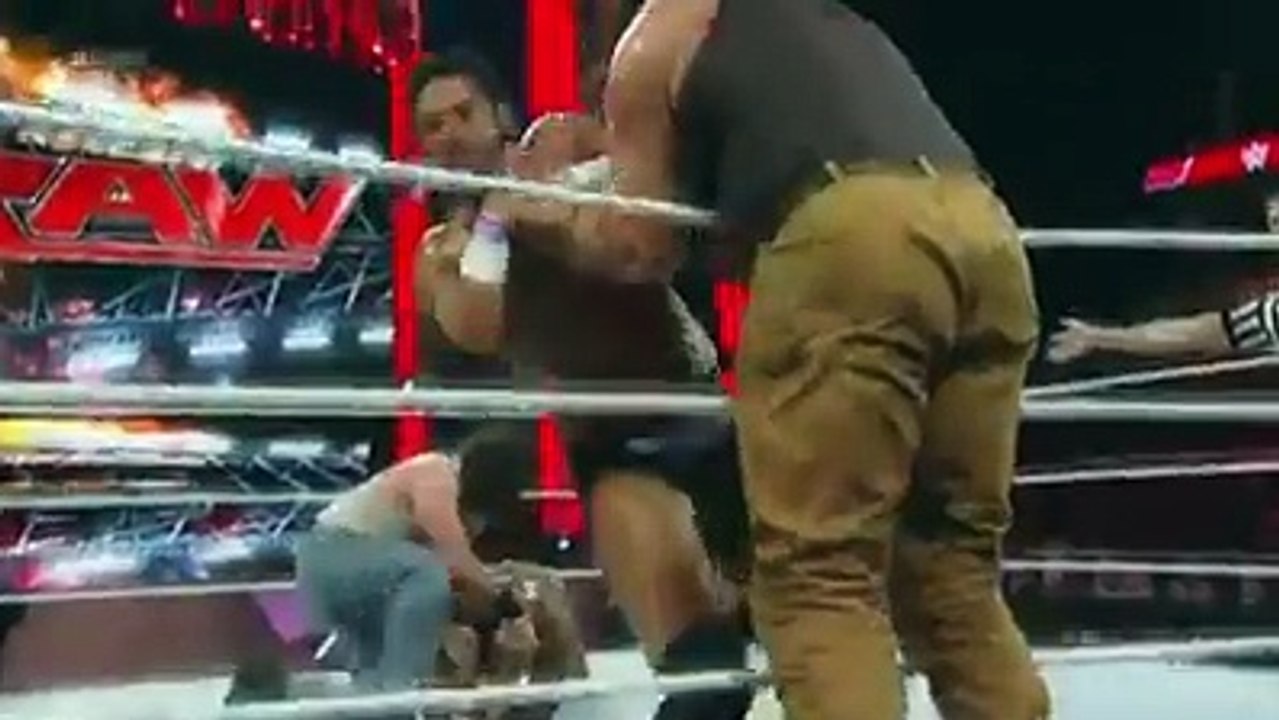 wwe white and black