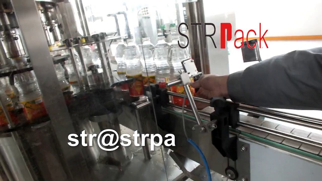 Edible oil Filling machine (Servo Motor)