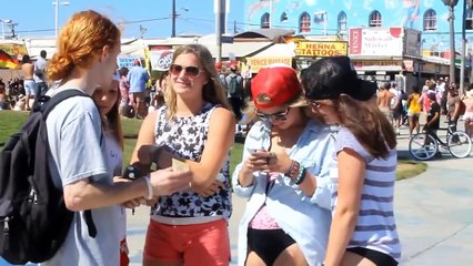 How to Pickup Girls Magic Kissing Prank