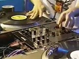 DJ Q Bert - Freestyle (all that scratching is making me itch) Turntable