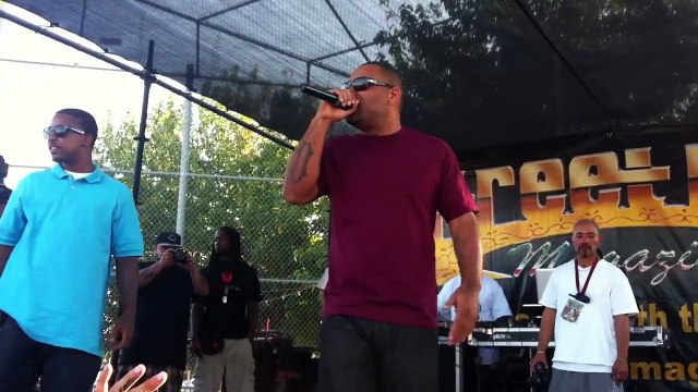 Mack 10 Foe Life & Hoo-Bangin Live @ Streetlow Car Show & Concert, Malaga Park, Fresno, CA, 10-23-2011