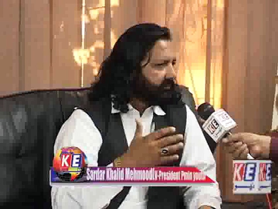 sardar khalid with munir zahid