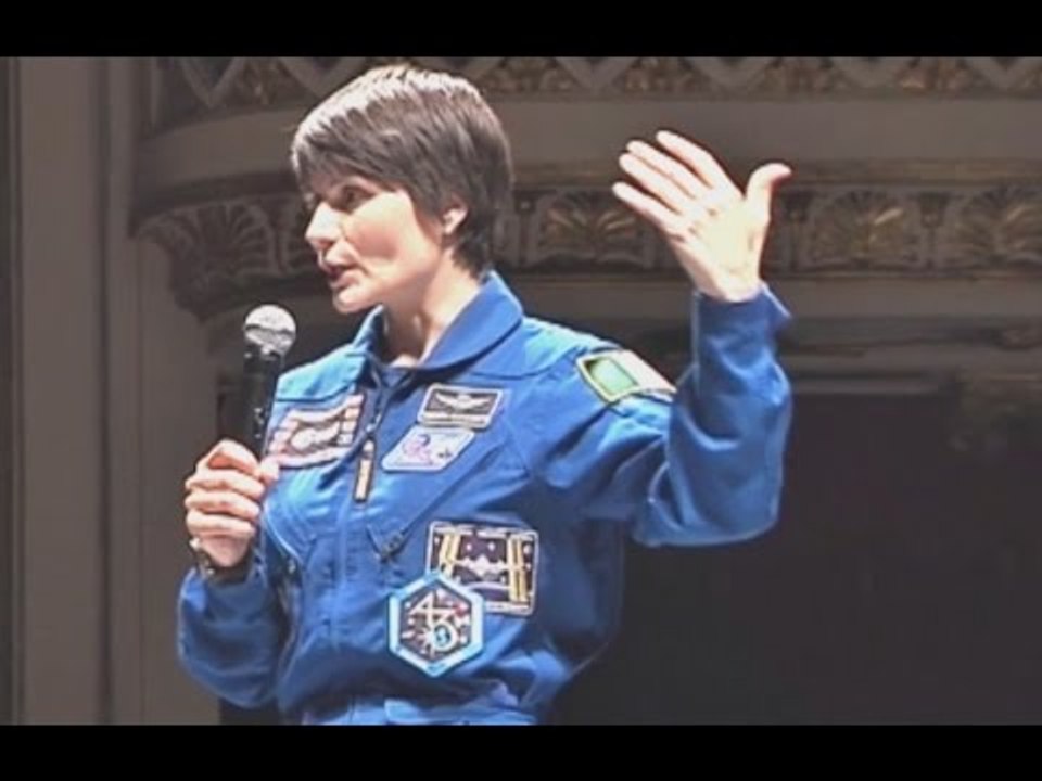 Napoli - Samantha Cristoforetti al Teatro San Carlo (12.10.15)