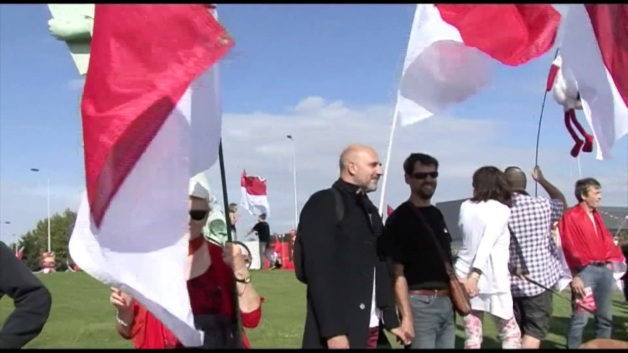 Unser Land sous la Liberté de La Statue 26 Sept 2015