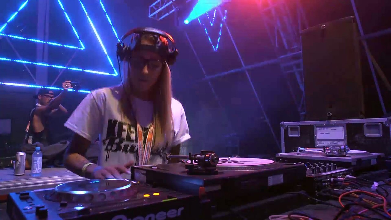 FLAVA D - Live at OUTLOOK 2015