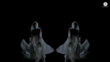 I Am Single - Charlie Kay Chakkar Mein - Shweta Sharma - Neha Kakkar