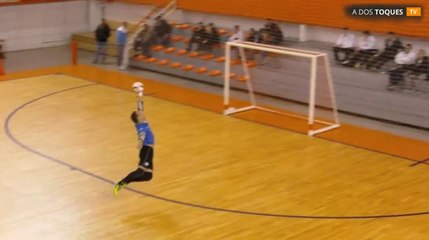L'arrêt venu d'ailleurs d'un gardien de futsal