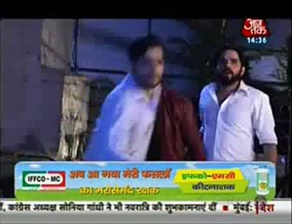 Yeh Hai Mohabbatein shagun ne kiya Suicide ka natak jis mein jagte jagadte Gira diya Ishita ko Uperi maali se - 13 October 2015