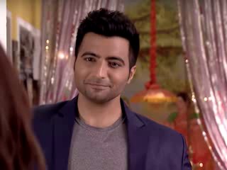 Nikhil ne khol di Abhi Ke Saamne Tanu ki pol jisse jaan Tanu ke uude hosh - 13 october 2015 - Kumkum Bhagya