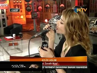 Aylin Aslım - İki Zavallı Kuş - NTV Cumartesi _ 08.03.2013