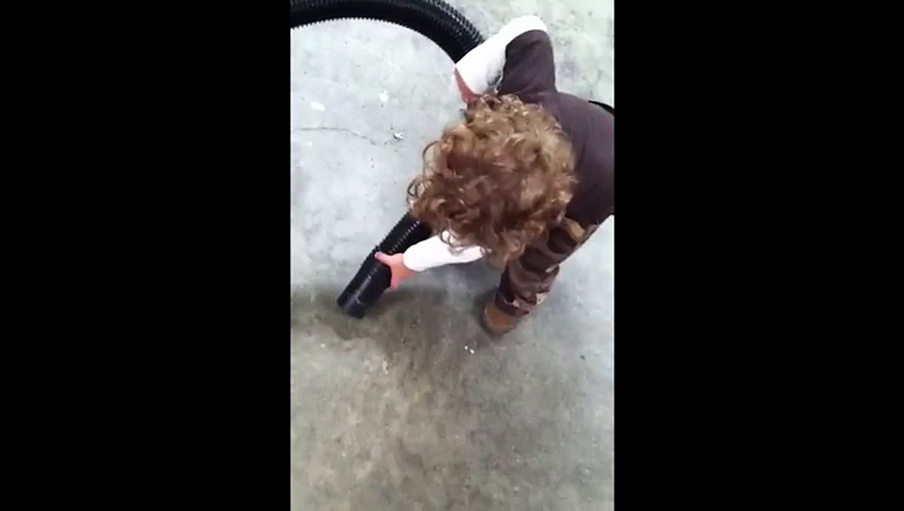 Adorable Kid Gets Hand Stuck In Vacuum
