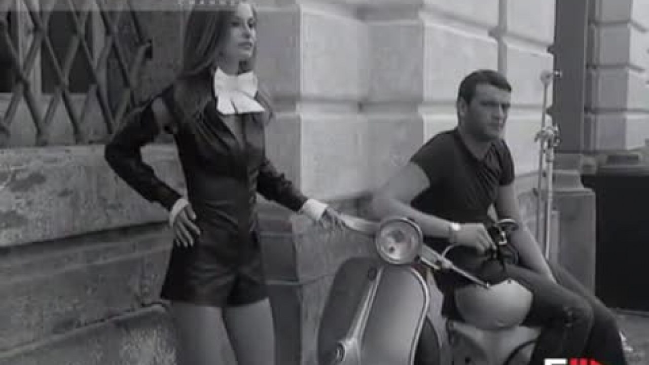 Pirelli Calendar 2001 The Making Of 1 of 4 by FashionChannel