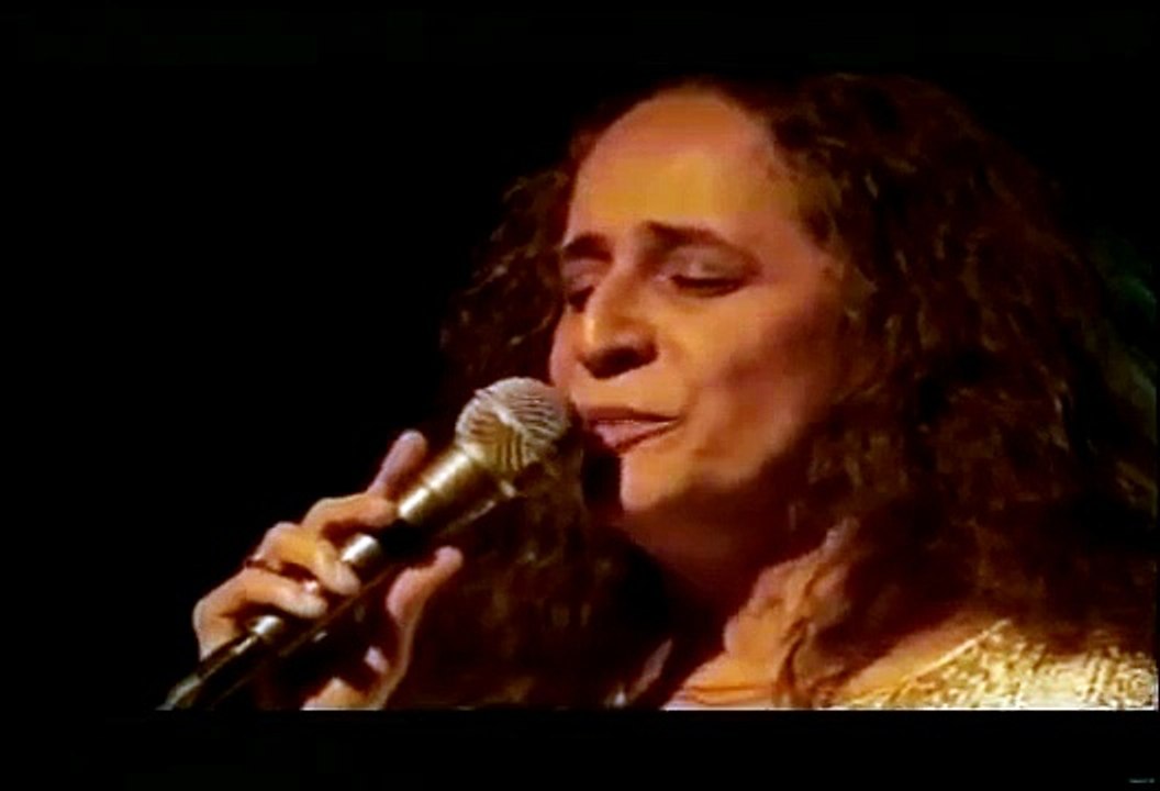 Maria Bethânia - Sonho Impossível