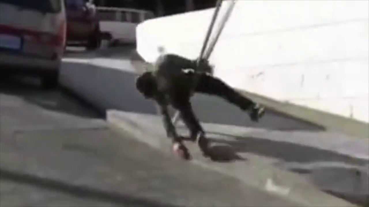 Most painful Nutshot ever - Crazy Skateboard fail