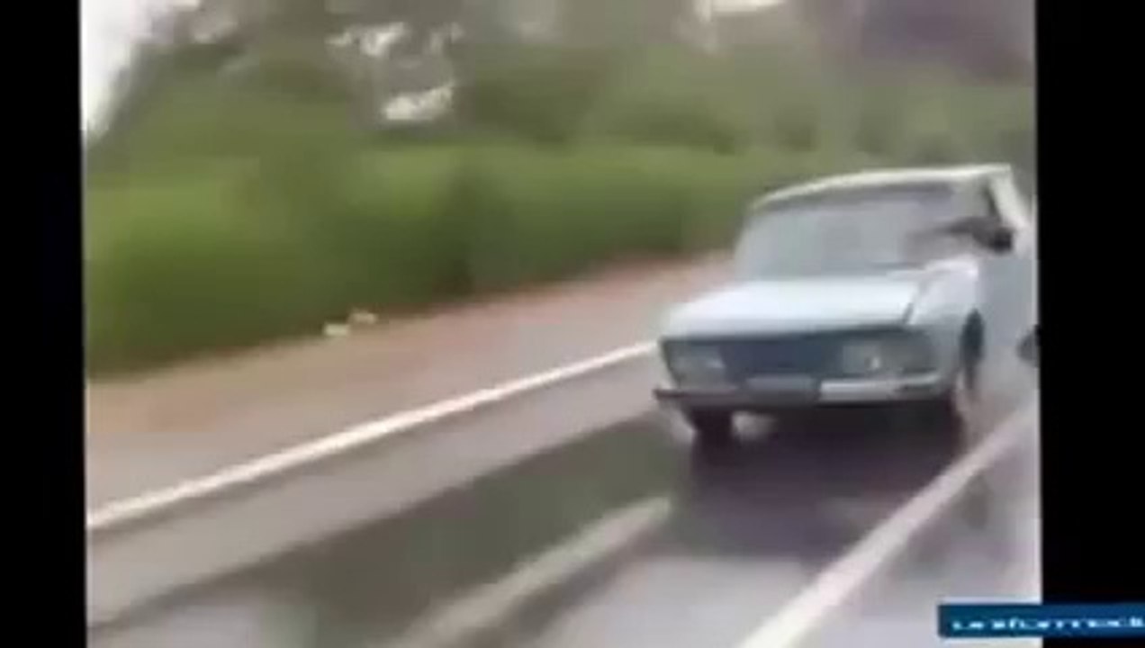 Tổng hợp những pha HÀI HƯỚC khó đỡ - Tai nạn hài hước - Té ngã hài hước cực hài