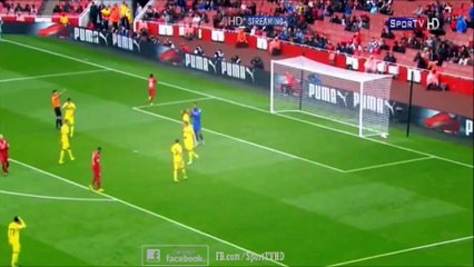 Атаки лионского ''Олимпика'' через центр