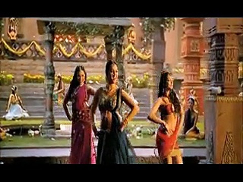 Andhapurathil video song from Rudhramadevi movie  Video Song