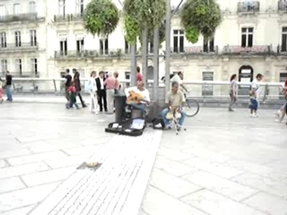 un pro de la guitare non ??
