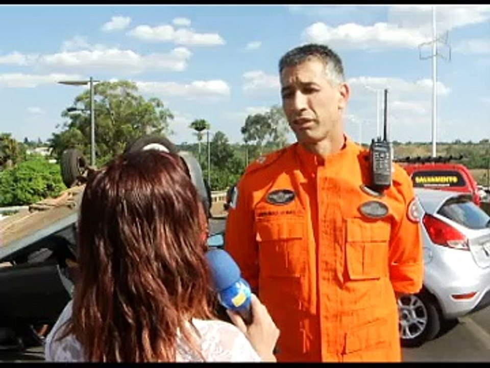 CHAMEM OS BOMBEIROS!