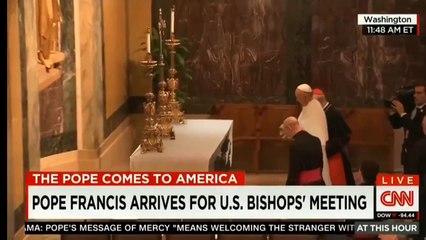 Pope Francis THUG LIFE Table Cloth Trick (Two Versions)