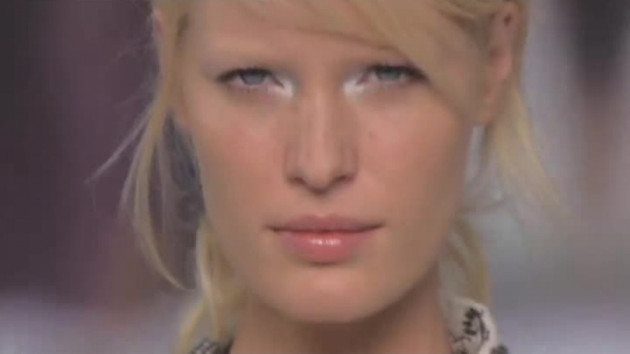 CHANEL Fashion Show Spring Summer 2006 Paris by Fashion Channel